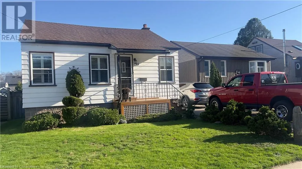 15 DONALD Avenue