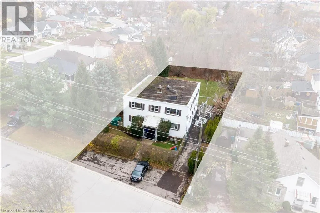 13 MCMASTER Avenue