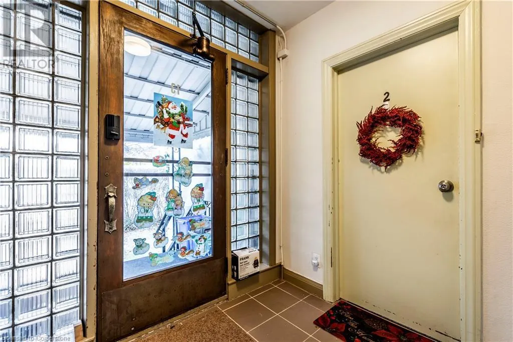13 MCMASTER Avenue