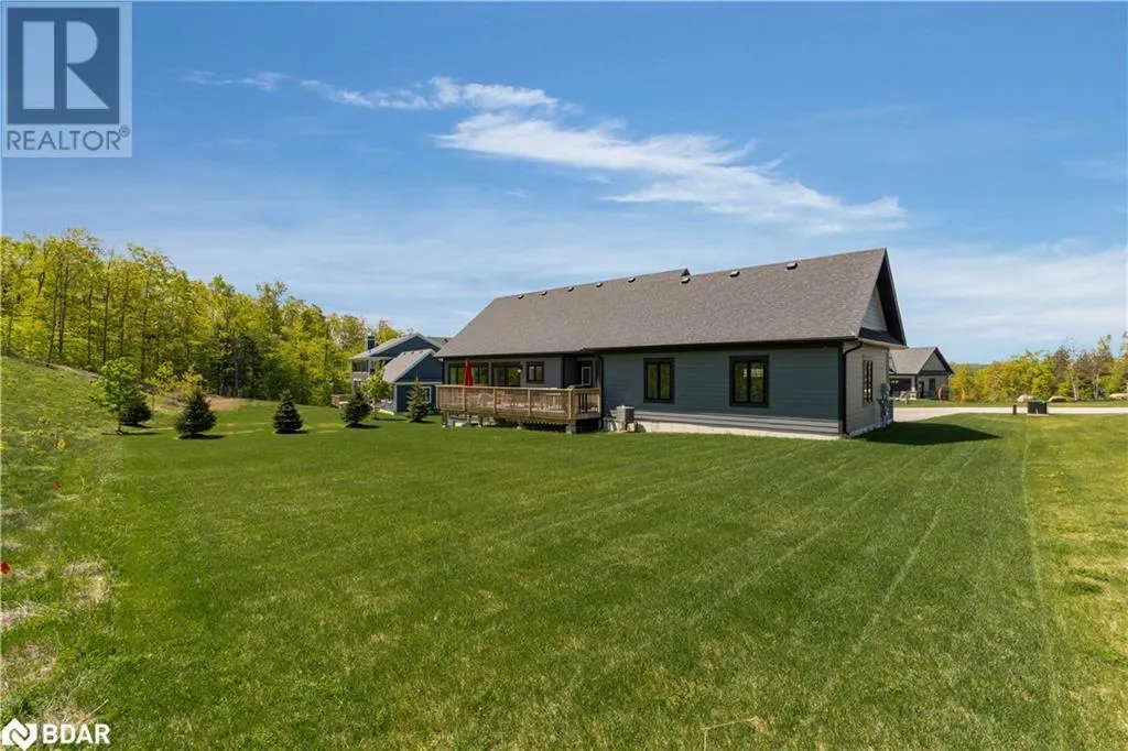 43 THOROUGHBRED Drive