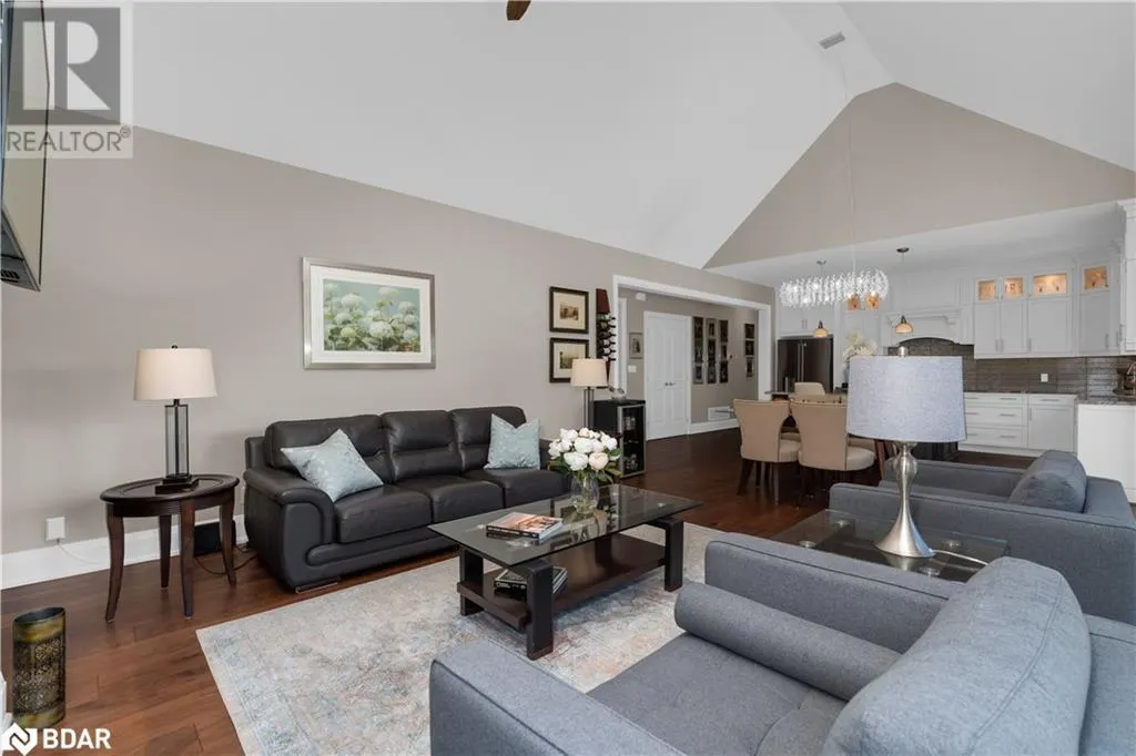 43 THOROUGHBRED Drive