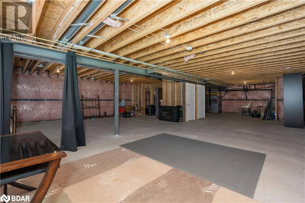 43 THOROUGHBRED Drive