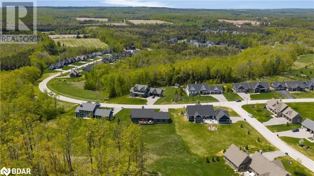43 THOROUGHBRED Drive