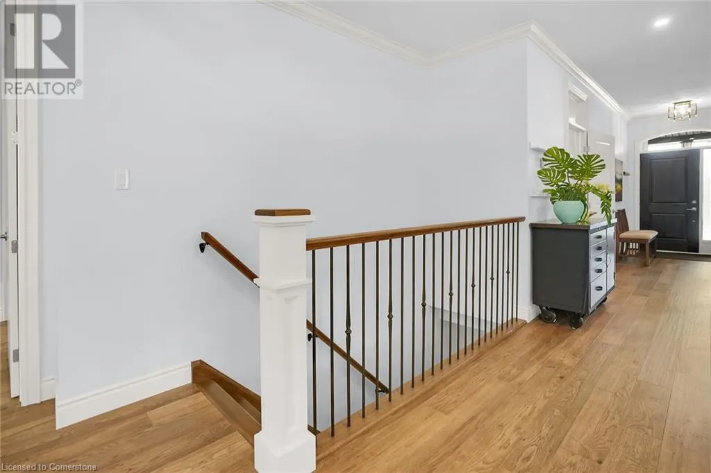 18 KEMP Crescent