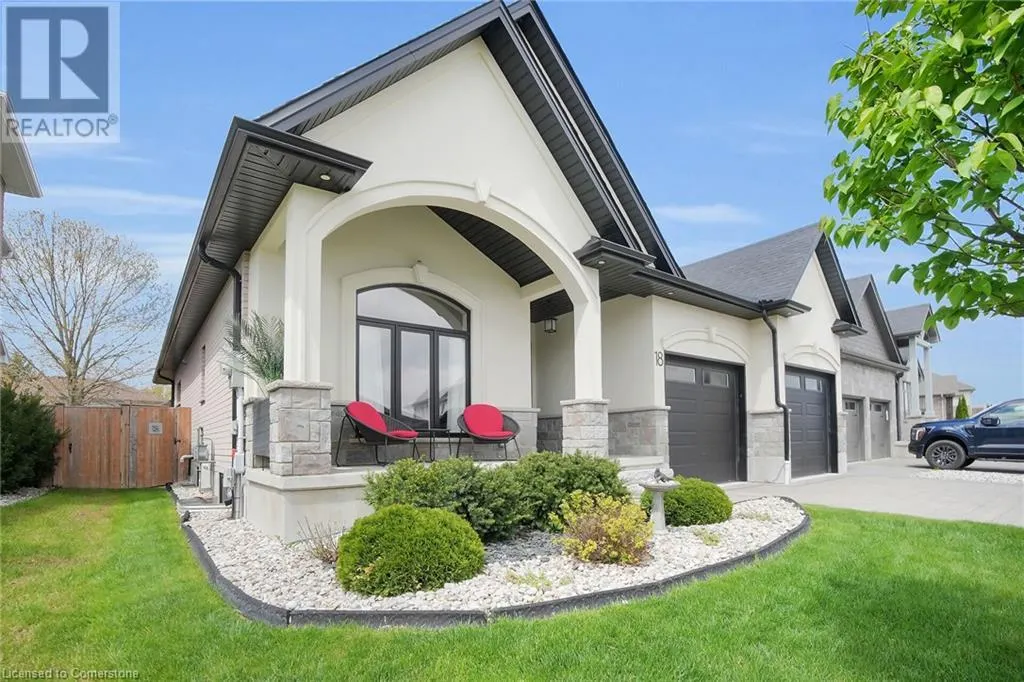 18 KEMP Crescent