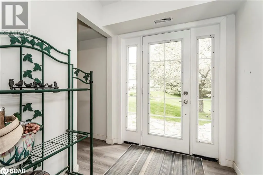 936488 DUFFERIN COUNTY ROAD 18 Road