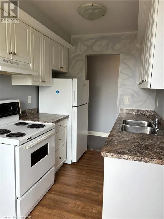 524 MAIN STREET W Unit# 1, #1