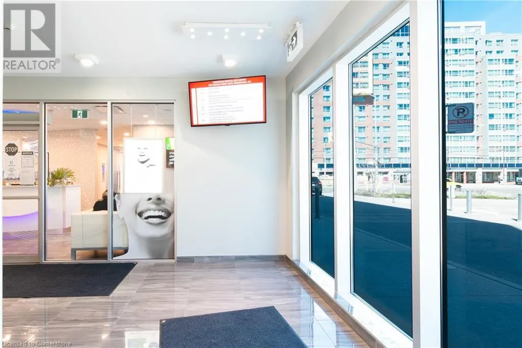 ROOM 301-250 DUNDAS Street W Unit# 308-309, #308-309