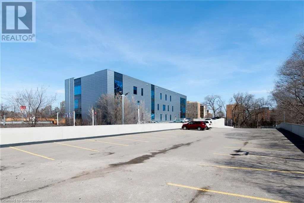 ROOM 301-250 DUNDAS Street W Unit# 308-309, #308-309