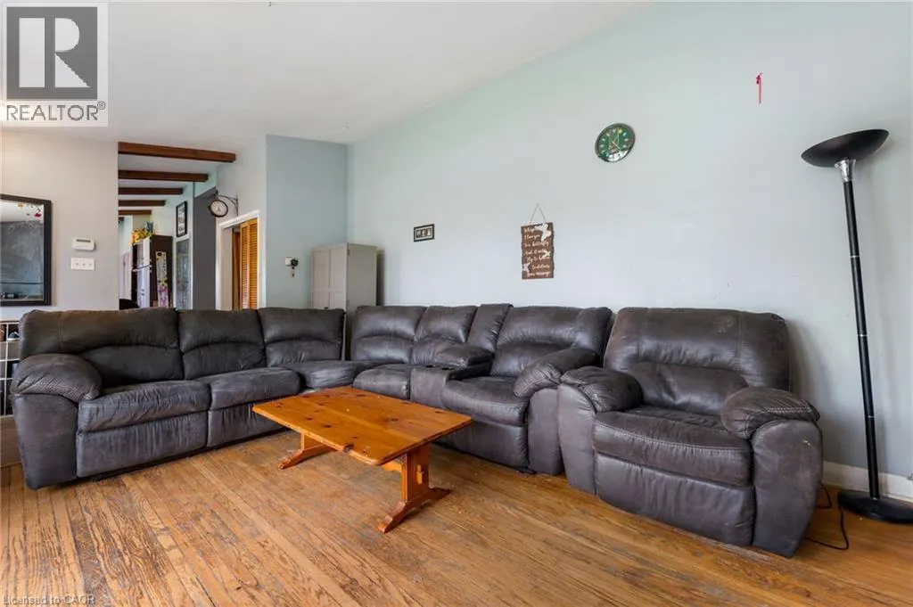 1732 SEELEY Drive