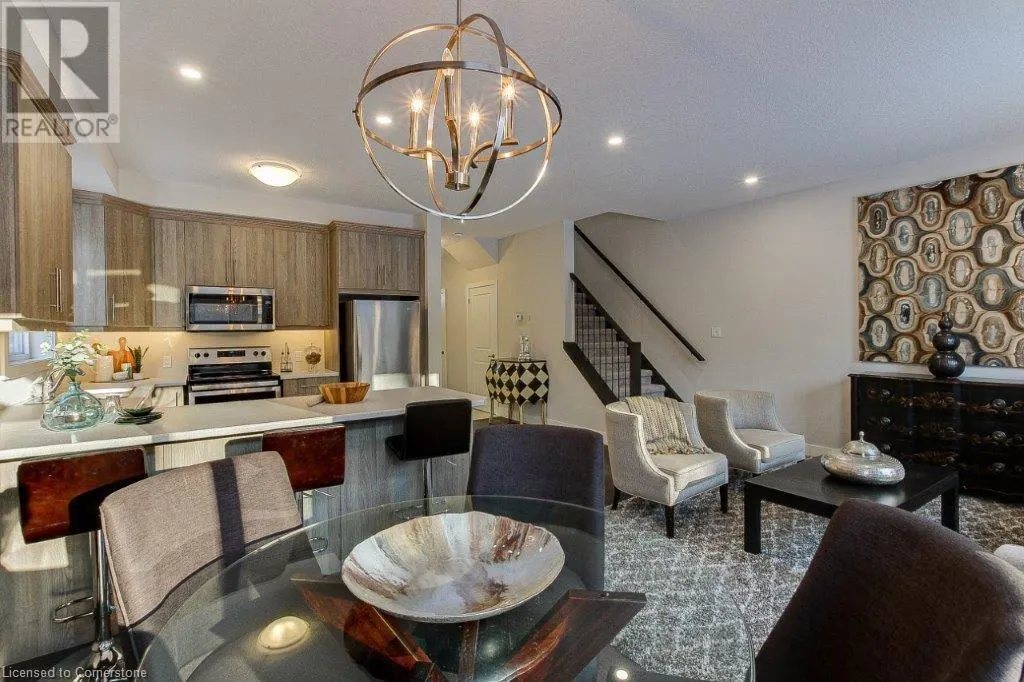 2258 SOUTHPORT Crescent