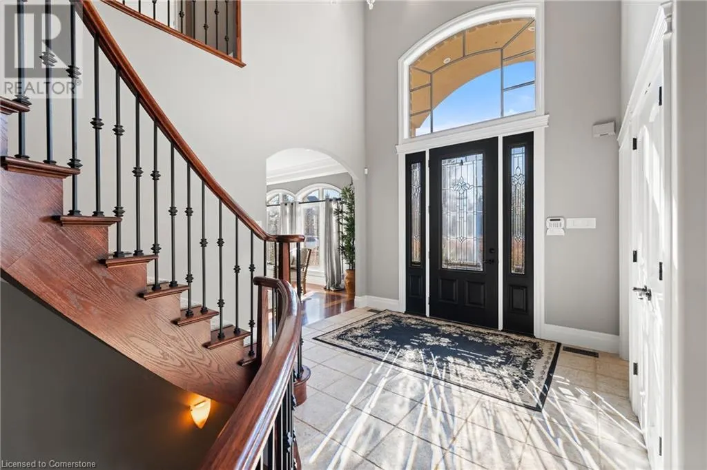 16 SEIFERT Court