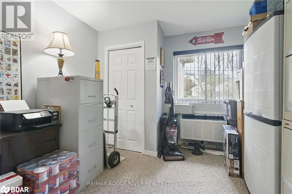 475 PARKHILL Road W Unit# 222, #222