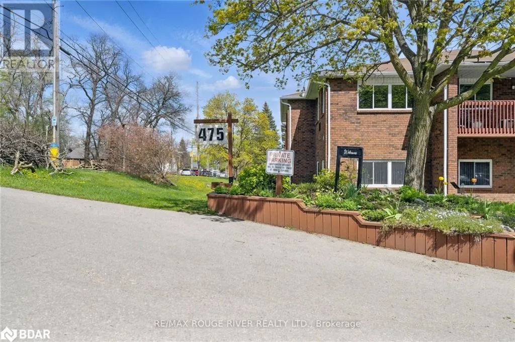 475 PARKHILL Road W Unit# 222, #222