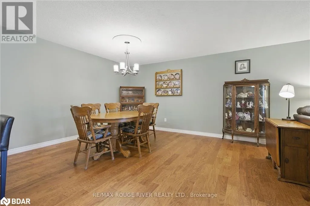 475 PARKHILL Road W Unit# 222, #222