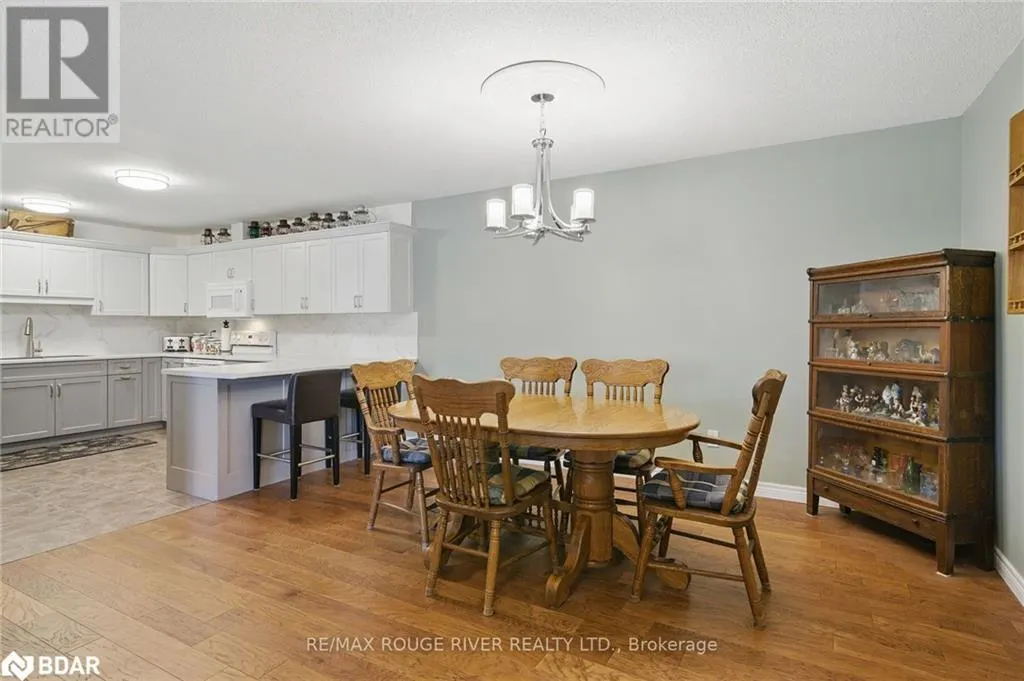 475 PARKHILL Road W Unit# 222, #222