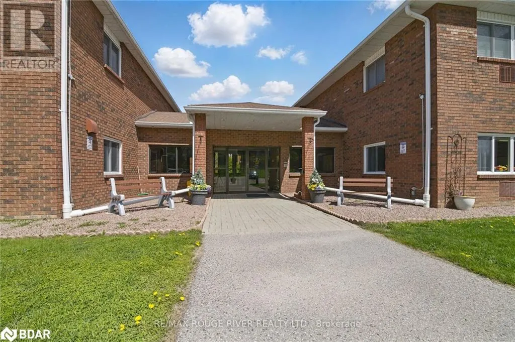 475 PARKHILL Road W Unit# 222, #222
