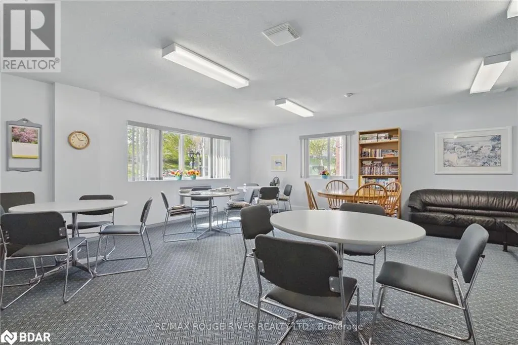 475 PARKHILL Road W Unit# 222, #222
