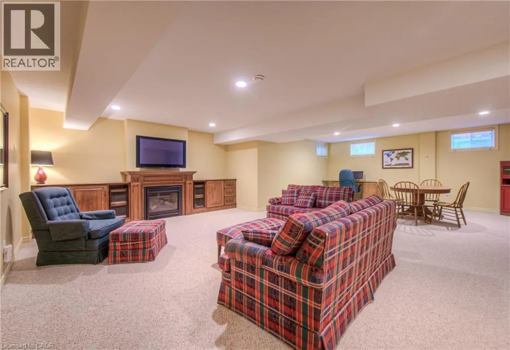 56 BONAVENTURE Drive