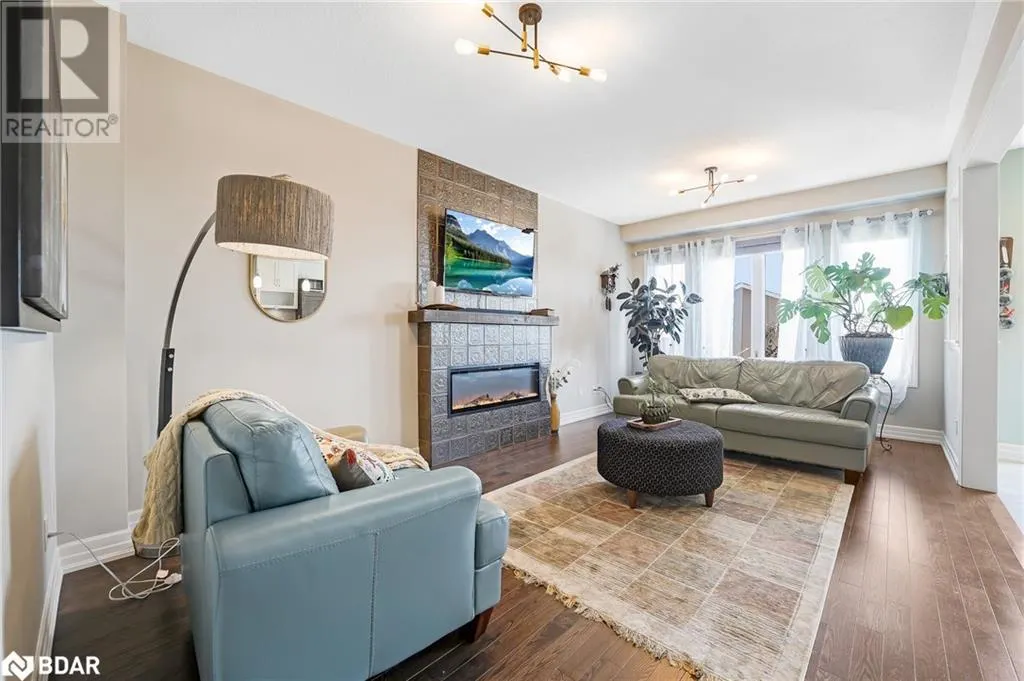 15 WAGNER Crescent
