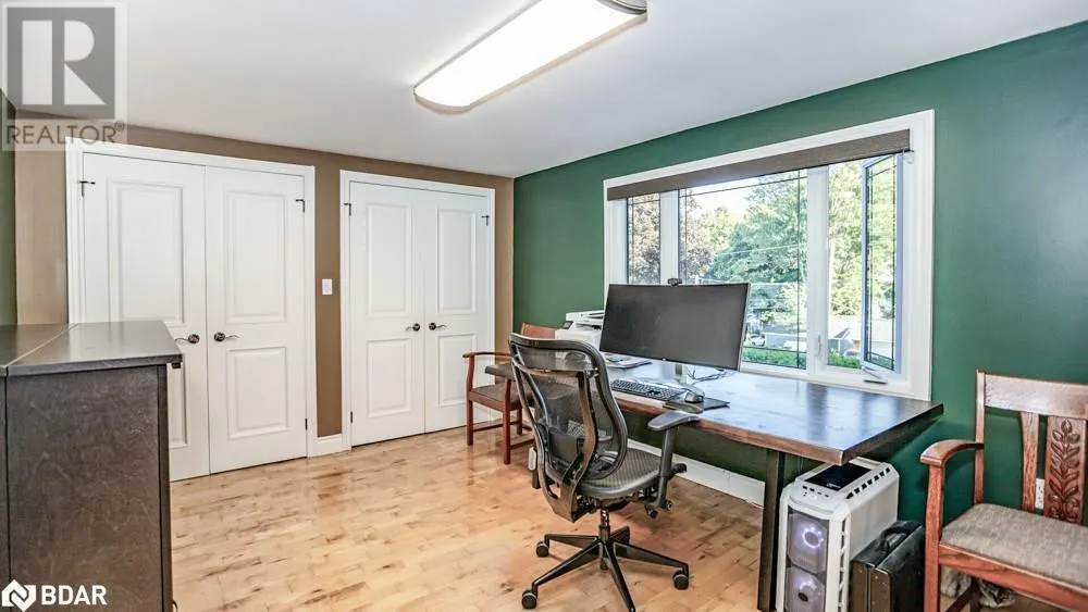 112 LAKESHORE Road W