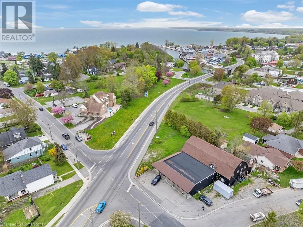 52 HAMILTON PLANK Road