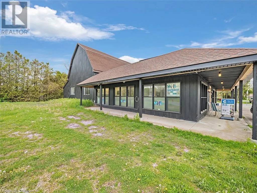 52 HAMILTON PLANK Road