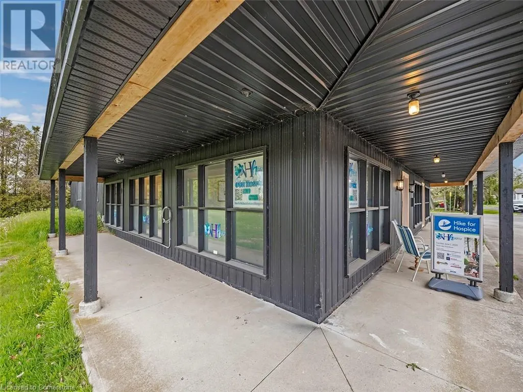 52 HAMILTON PLANK Road