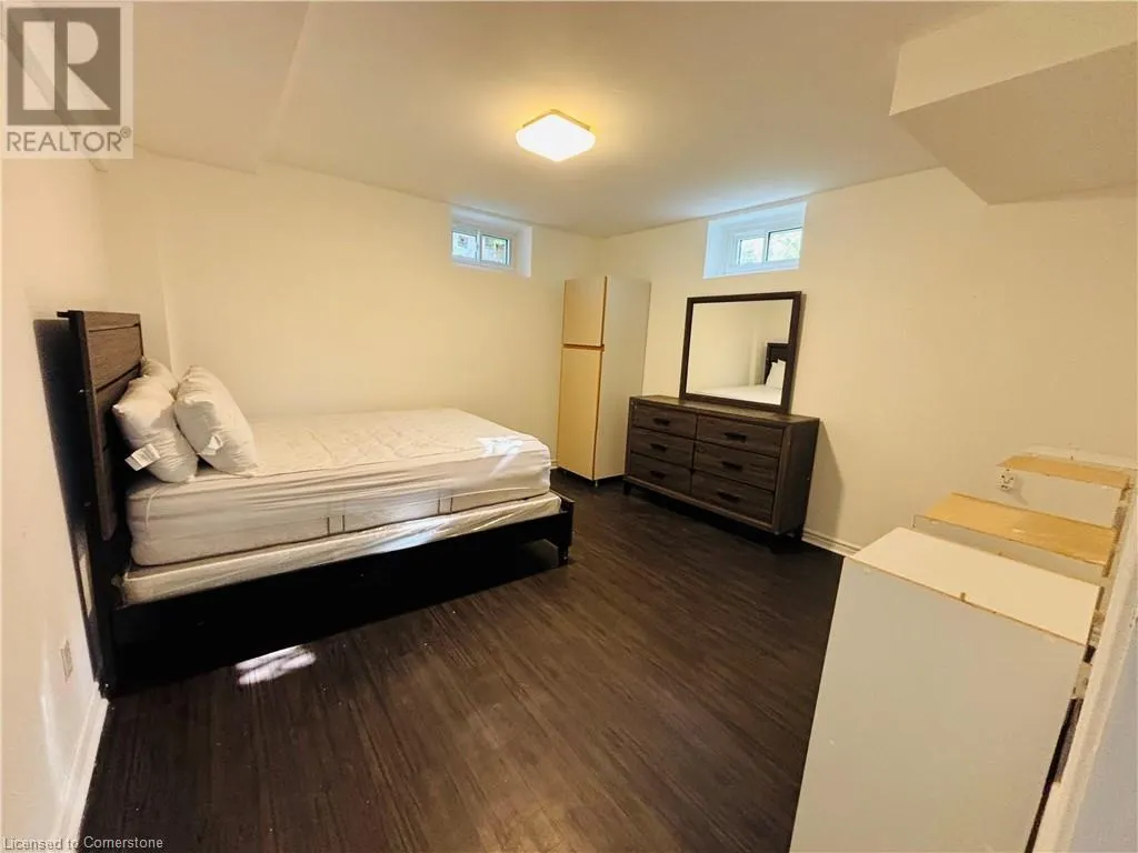 118 JACOBSON Avenue Unit# lower, #lower