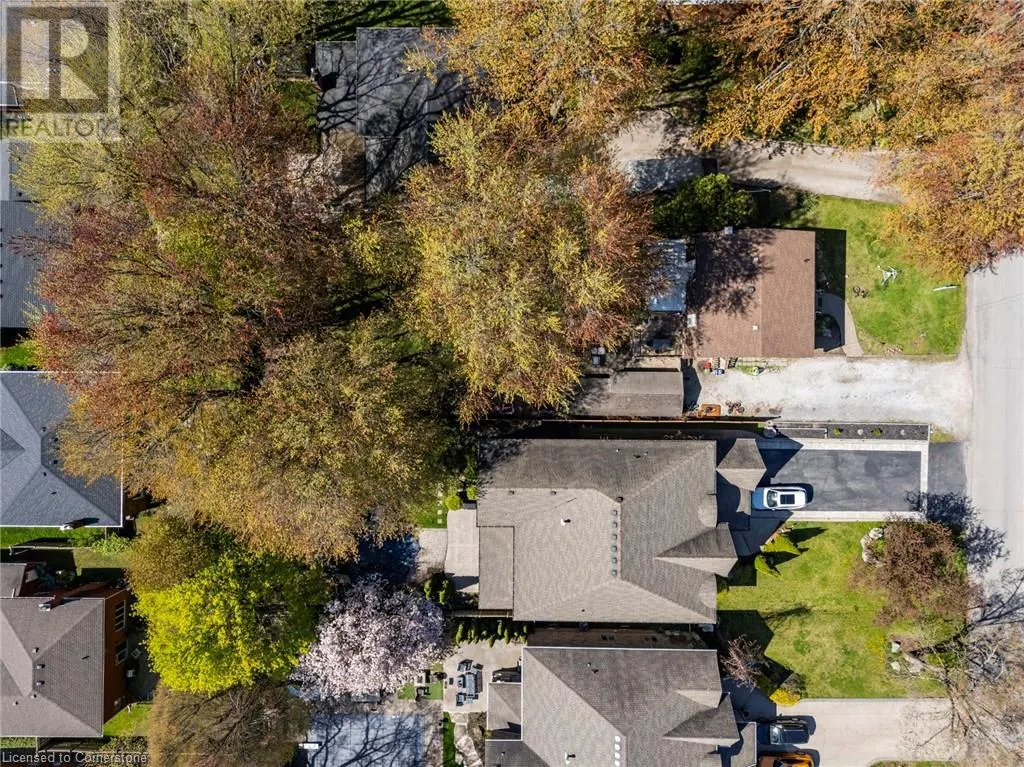 210 VALLEYVIEW Drive