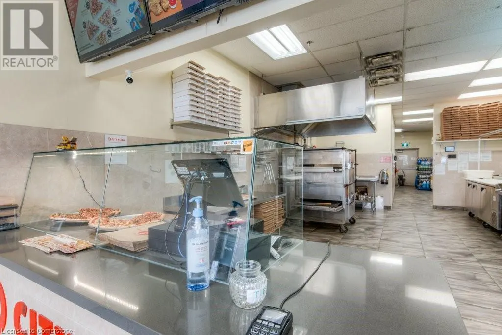 20 WOODLAWN Road E Unit# 6, #6