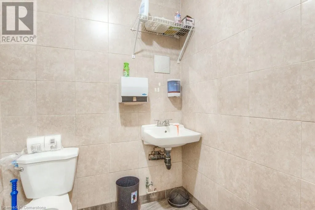 20 WOODLAWN Road E Unit# 6, #6