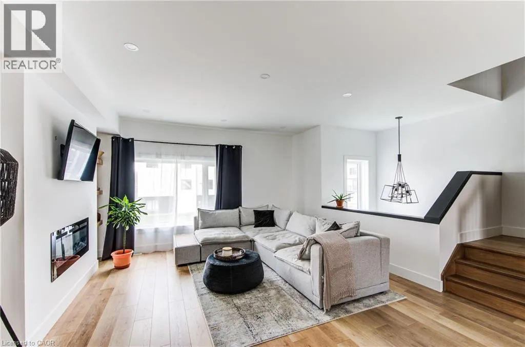 4222 LISMER Lane Unit# 14, #14