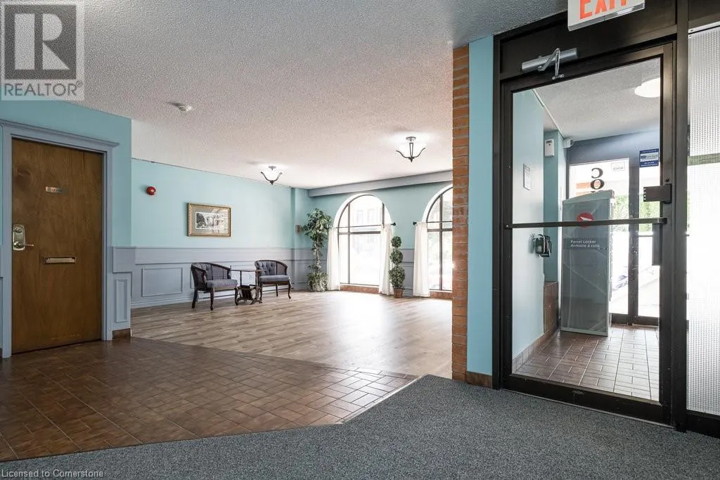 23 MAIN Street Unit# 205, #205