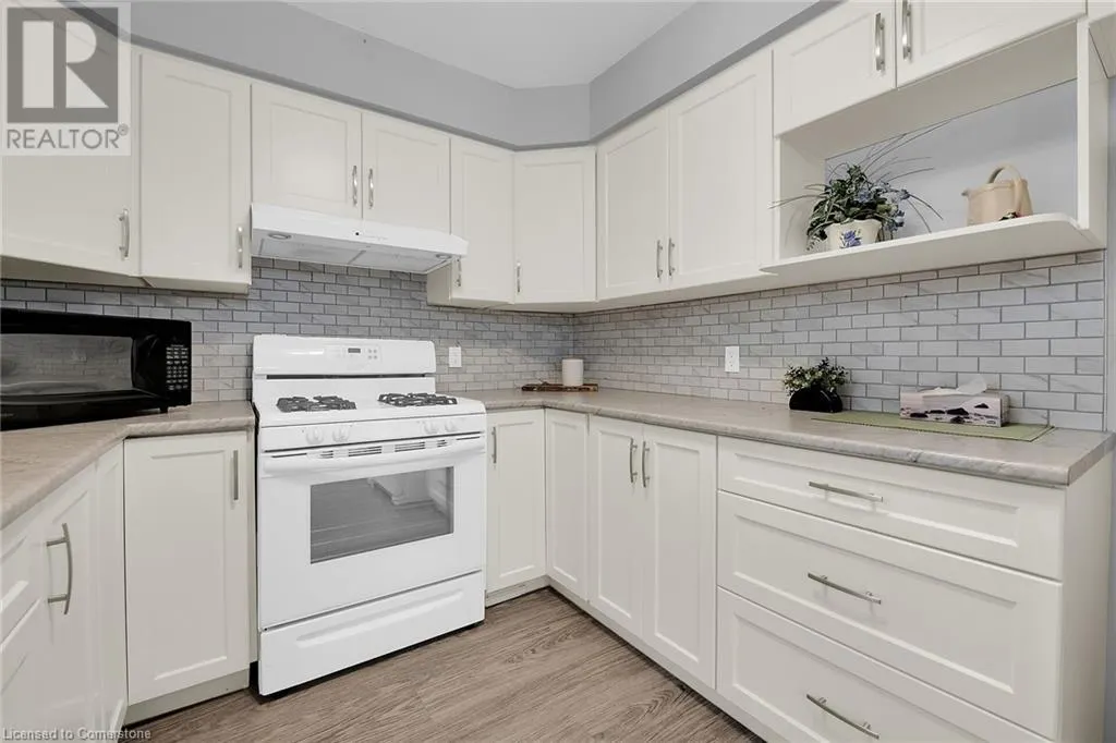 175 VICTORIA Street Unit# 34, #34