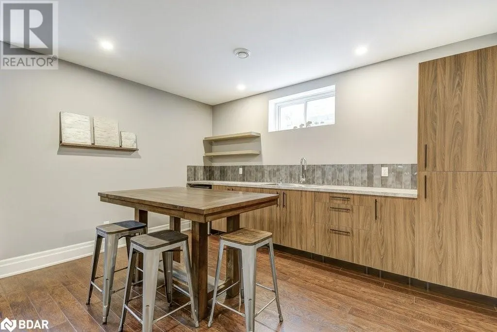 413 NASSAU Street