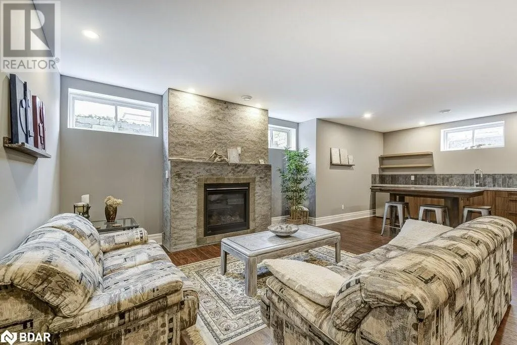 413 NASSAU Street