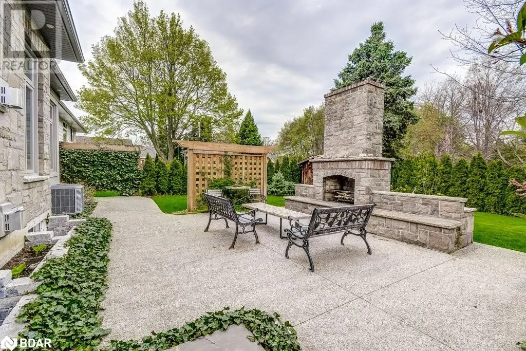 413 NASSAU Street