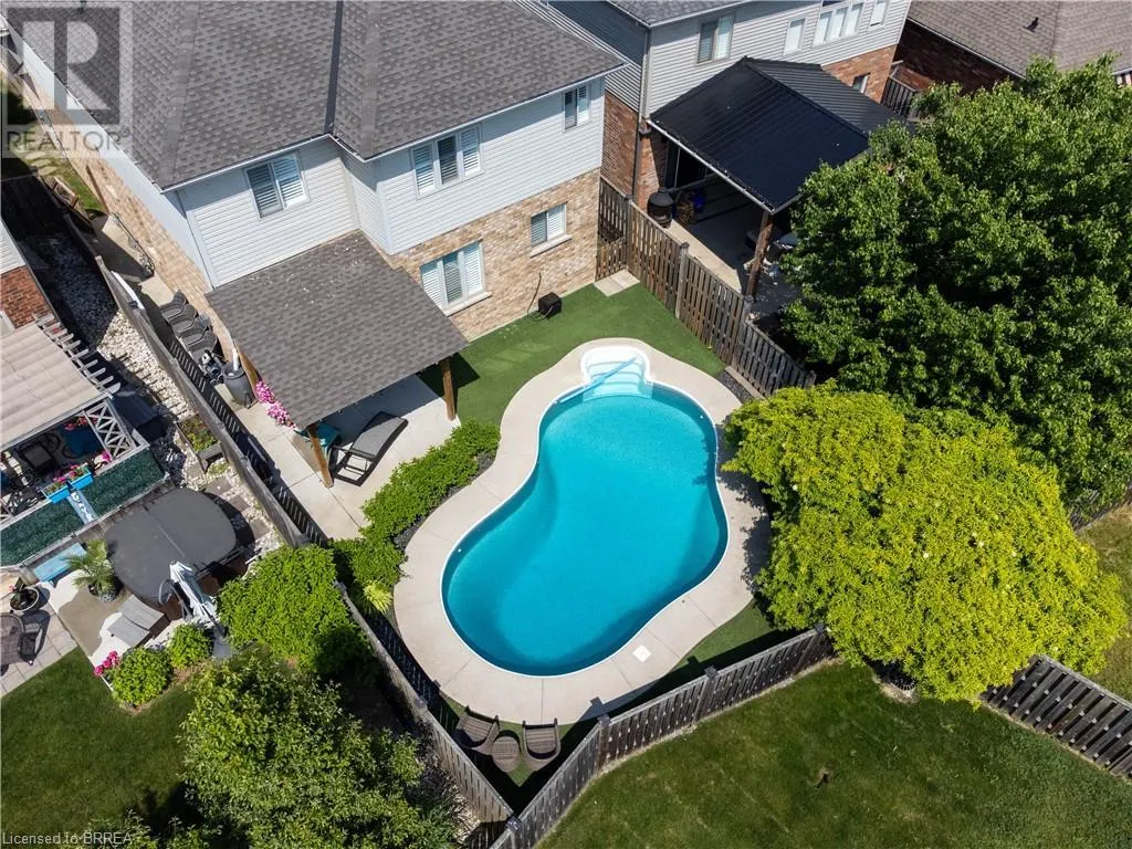 81 WINDWOOD Drive