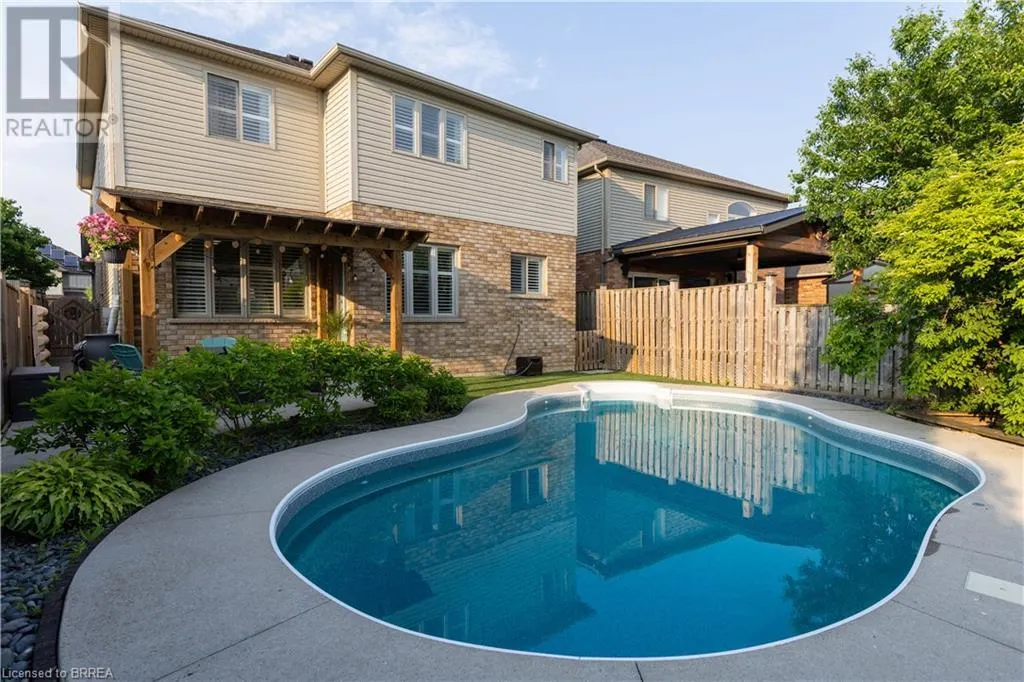 81 WINDWOOD Drive