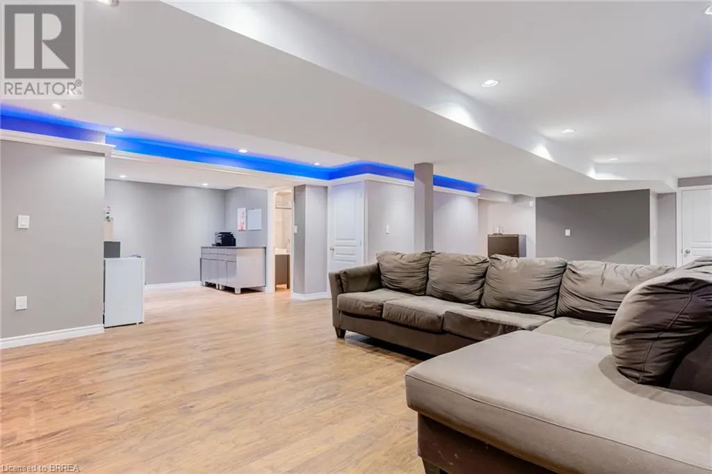 81 WINDWOOD Drive