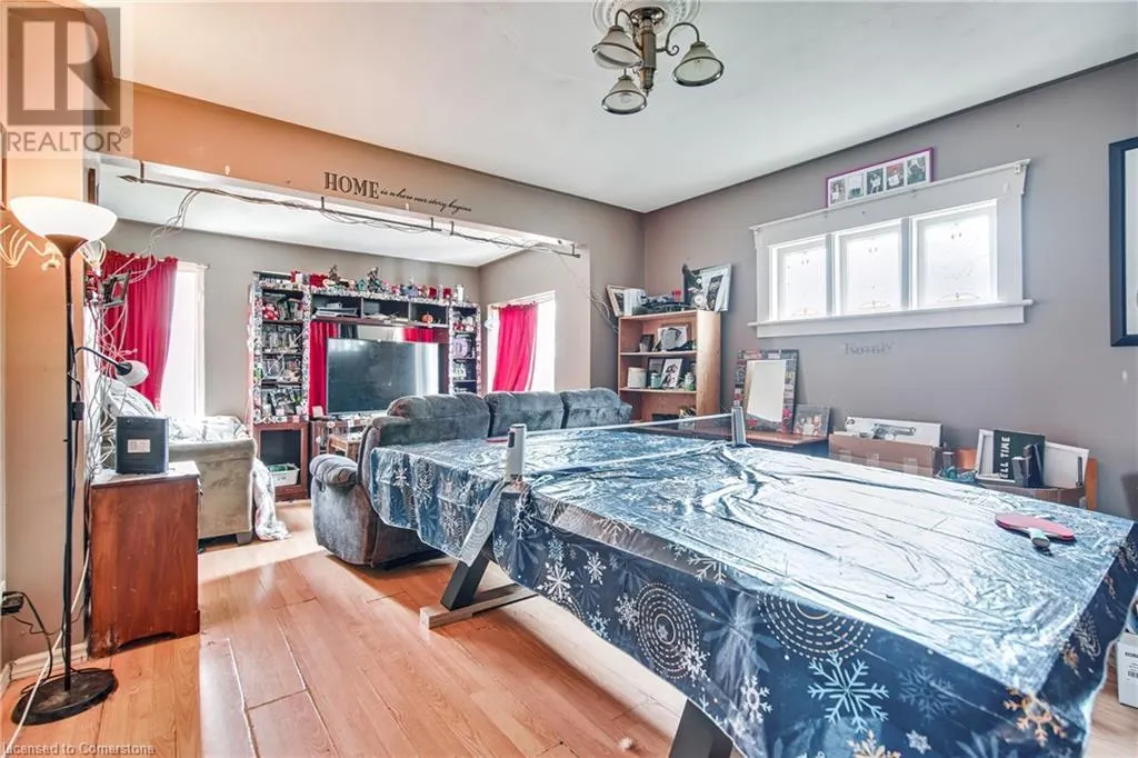 4674 RYERSON Crescent