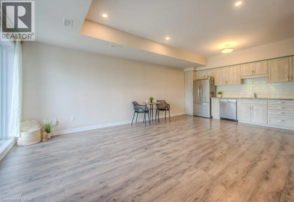55 PROGRESS Crescent