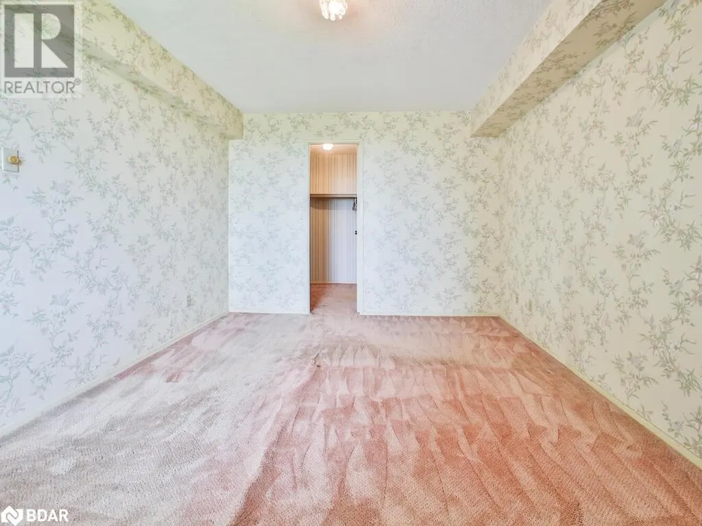 288 MILL Road Unit# F19, #F19