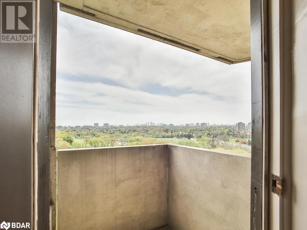 288 MILL Road Unit# F19, #F19