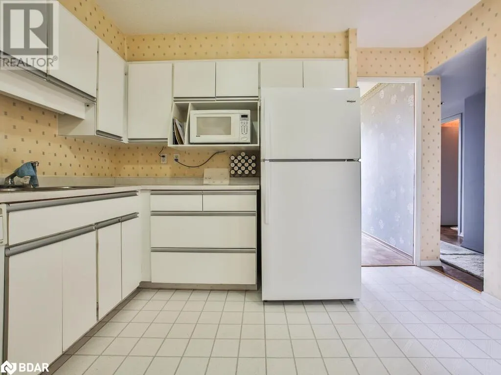 288 MILL Road Unit# F19, #F19