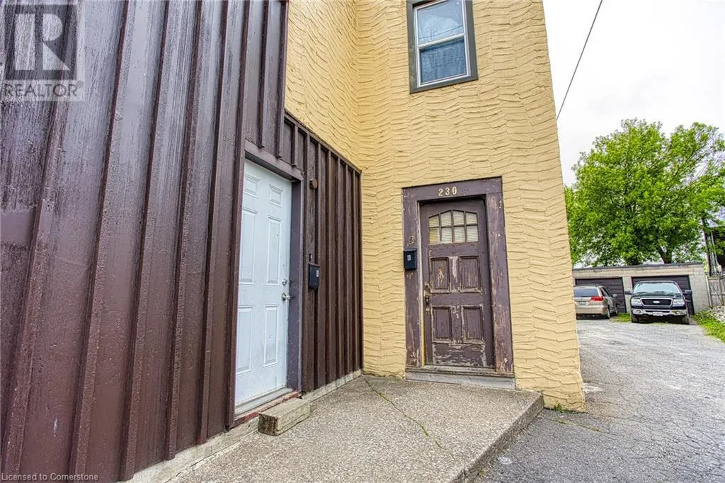 230 WELLAND Avenue
