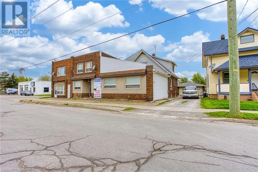 4727-4729 FERGUSON Street
