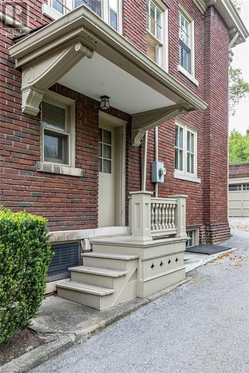 45 MARKLAND Street