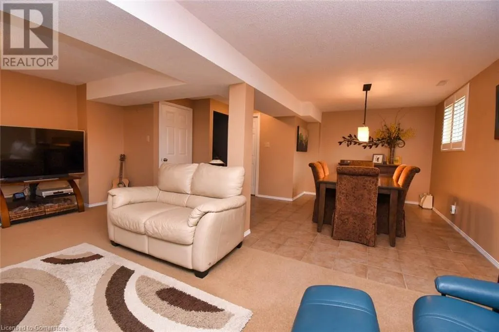 101 HIGHBURY Drive